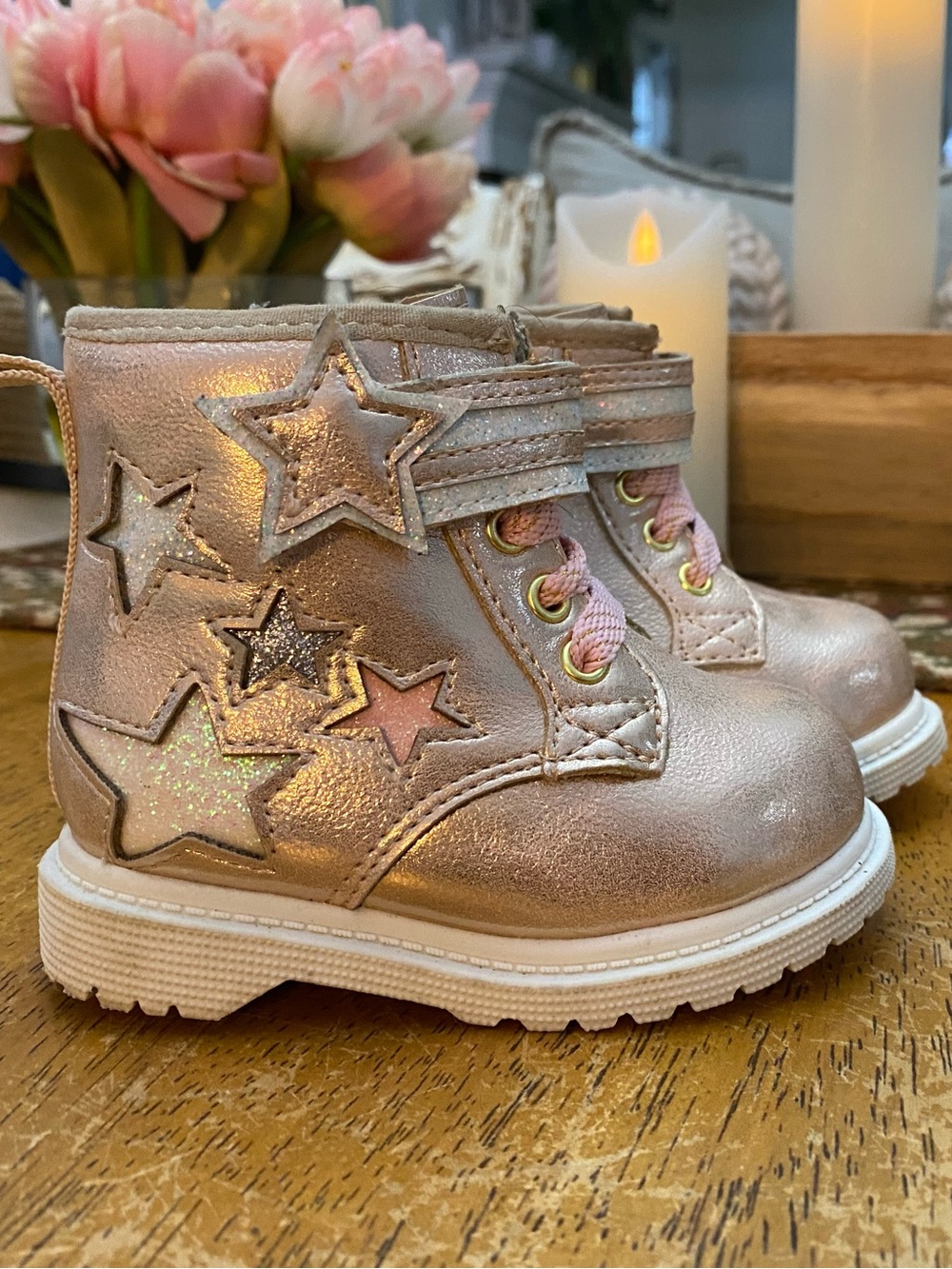 Wonder Nation Girls Metallic High Top Shoes…size 4 Toddler